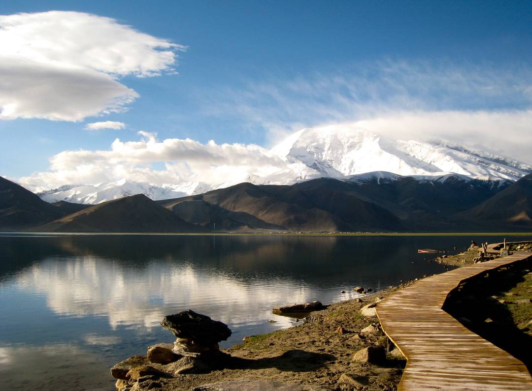 lake and mountain